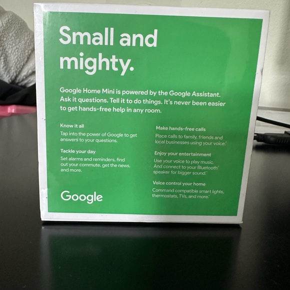 Google Home Mini - Picture 3 of 5